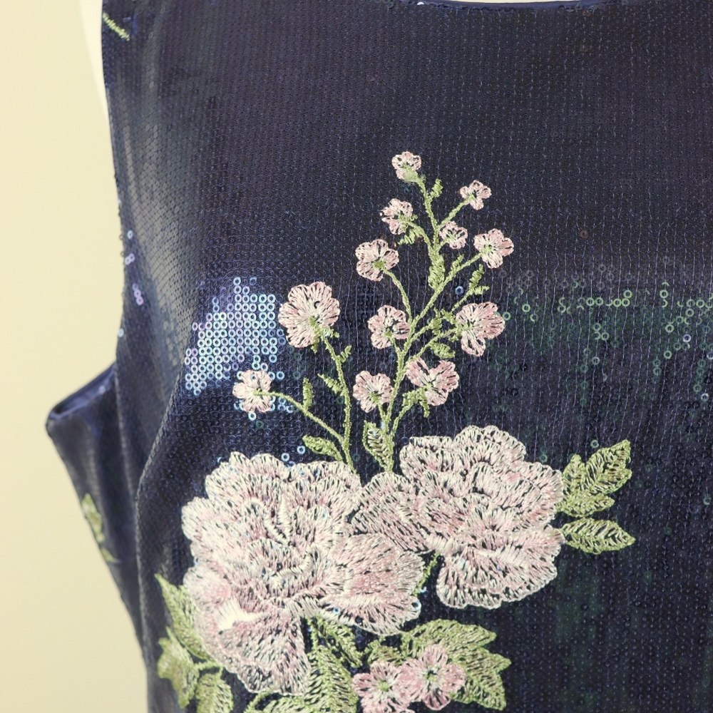 Vince Camuto Navy Floral Embroidered Sequins Sz 16 - Picture 2 of 8
